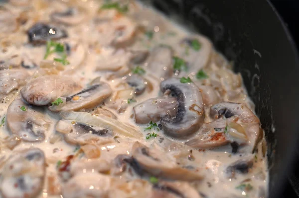 Creamy Mushroom Alfredo Sauce Simmering Pot — Stock Photo, Image