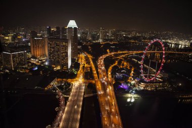 Singapur, gece