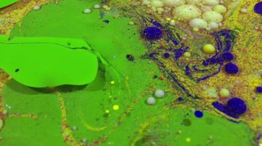 1920 x 1080 25 Fps. çok güzel soyut renkli petrol ve boya kimyasal reaksiyon arka plan doku Video.