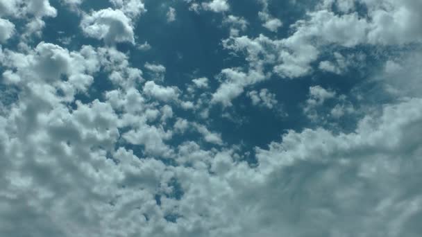 1920X1080 Fps Muy Niza Lentamente Nubes Naturales Moviéndose Cielo Azul — Vídeos de Stock