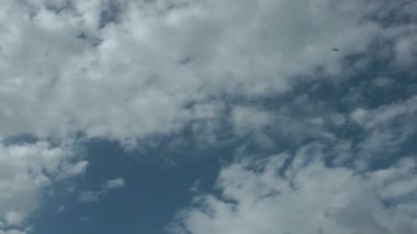 1920 x 1080 25 Fps çok güzel bulutlar mavi hareketli temiz. bulutlu gökyüzü Time Lapse Video.