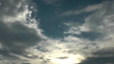 1920 x 1080 25 Fps çok güzel bulutlar mavi hareketli temiz. bulutlu gökyüzü Time Lapse Video.