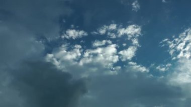 1920 x 1080 25 Fps çok güzel bulutlar mavi hareketli temiz. bulutlu gökyüzü Time Lapse Video.