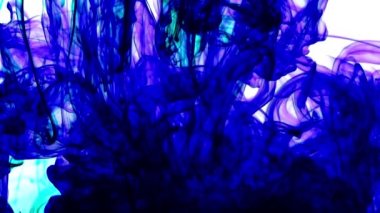 1920 x 1080 25 Fps. çok güzel soyut mükemmel renkli boya su arka plan doku videoda yayılır..