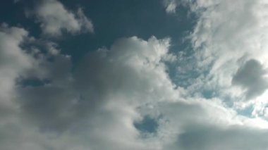 1920 x 1080 25 Fps. çok güzel bulutlarda mavi temiz gökyüzü Time Lapse Video.