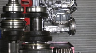 1920 x 1080. çok güzel araba yayınlar dişli dönen Video.