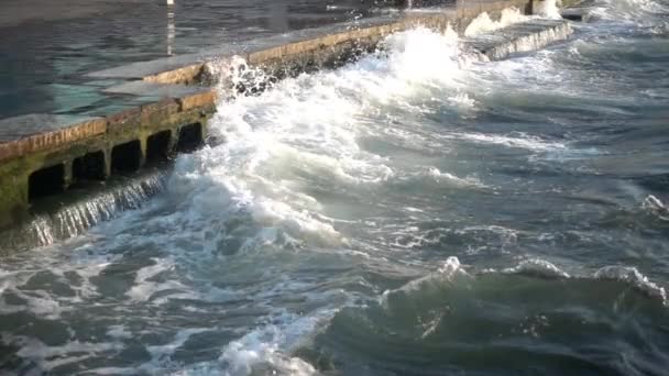 Çok Güzel Deniz Suyu Suyun Kıyısı Görüntüsü — Stok video