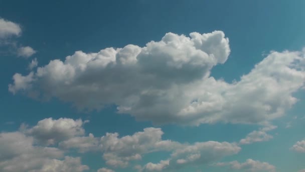 Nubes Muy Bonitas Cielo Azul Clean Time Lapse Video — Vídeo de stock