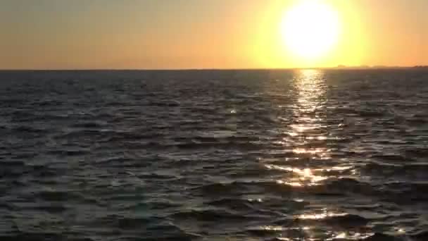 Θάλασσα Ωκεανό Ηλιοβασίλεμα Sunrise Ήλιος Νερό Παραλία Τοπίο Σύννεφα Ορίζοντα — Αρχείο Βίντεο
