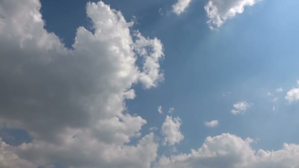 Nagyon Szép Mennyei Sunny Sky Clouds Időközű Videó — Stock videók