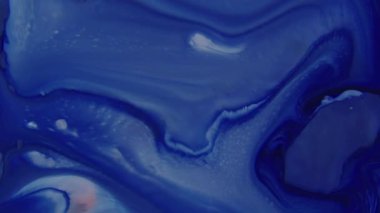 Renkli Kaos Mürekkebi Sıvı Türbülans Hareketinde Yayıldı 