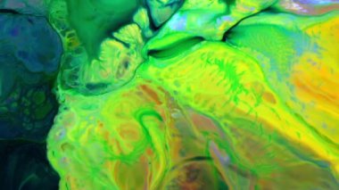 Renkli Kaos Mürekkebi Sıvı Türbülans Hareketinde Yayıldı 