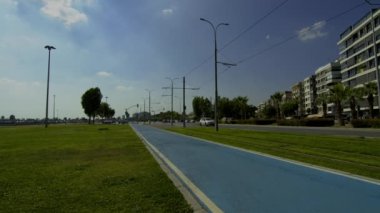 Şehir Görüntülerinde Gündüz Trafiği.