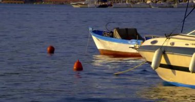 Marinada Tahta Balıkçı tekneleri.