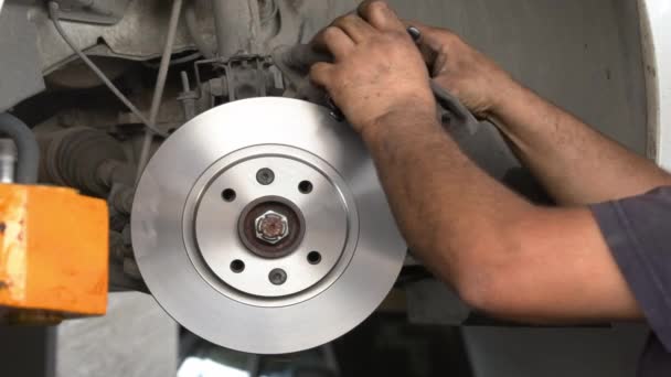 Discos Freno Usados Pastillas Freno Taller Reparación Automóviles — Vídeo de stock