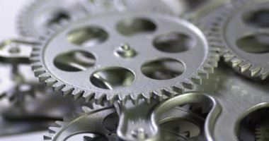 Çalışan Mekanizmada Sihirli Metal Dişlilerini Kapat
