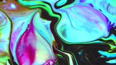 Bu stok videosu sıvı gıda renklerine eklenen sütü içeriyor ve yavaş kaotik şablon değişimine neden oluyor. Sunumlar, projeksiyon haritalama, hareket grafik tasarımı ve benzeri şeyler için arka plan olarak biraz metin ve kullanabilirsiniz.