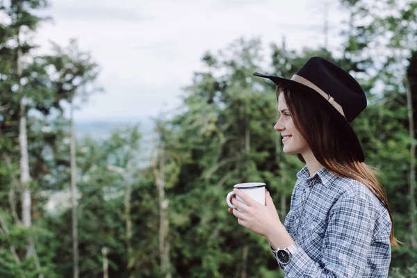 Girl Drinking Coffee Outdoor Enjoying Nature Top Mountain Concept Adventure — Stock Photo, Image