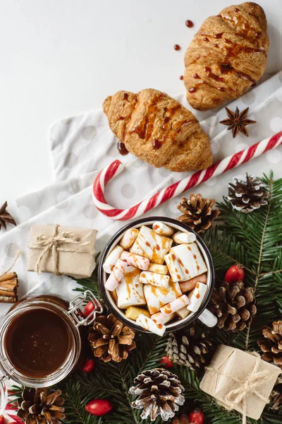 Heißes Wintergetränk Heiße Schokolade Oder Kakao Mit Marshmallow Plätzchen Auf — Stockfoto