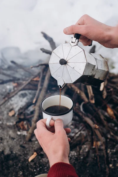 Traveling Man Sits Camp Fire Winter Time Pours Itself Hot — Stock Photo, Image