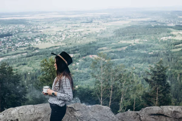 Beautiful Girl Hat Drinks Coffee Top Mountain Concept Adventure Active — Stock Photo, Image