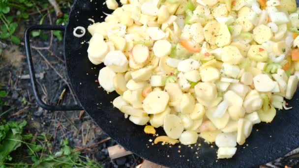 Close Caseiro Cozinhar Batatas Fritas Condições Livre Chamas Batatas Fritas — Vídeo de Stock