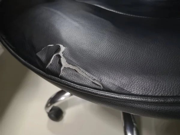 Asiento Silla Cuero Negro Fue Dañado Debido Deterioro —  Fotos de Stock