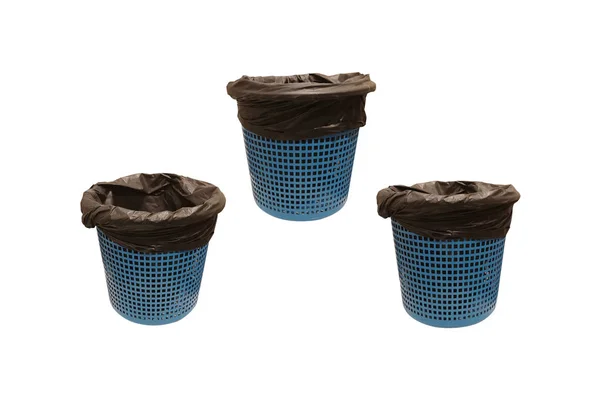 Set cubo de basura cesta azul con bolsa vacía negro, aislado sobre fondo blanco con camino de recorte . — Foto de Stock
