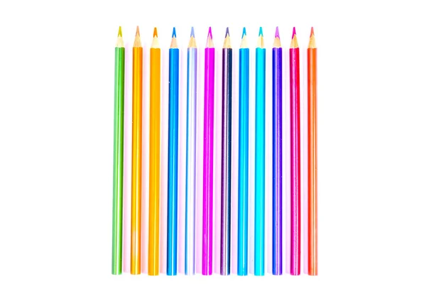 Set bella bianco, matite colorate di matite colorate su sfondo bianco. Presto a scuola. Torna a scuola — Foto Stock