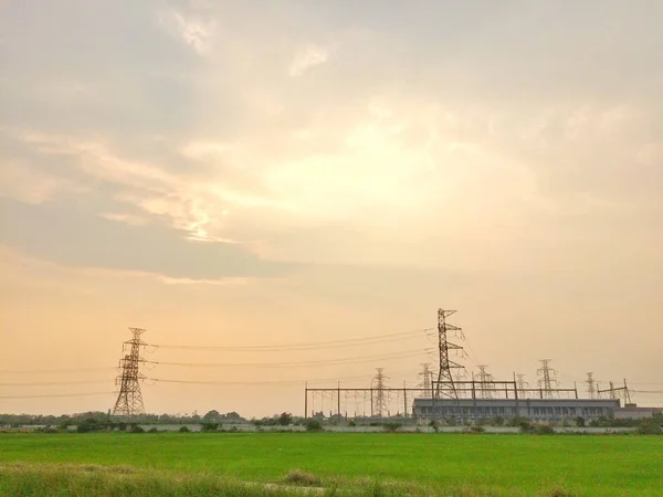 Yüksek Gerilim Enerji Nakil Elektrik Direkleri Kırsal Ayutthaya Tayland Tarihinde — Stok fotoğraf