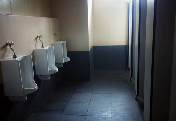 Men Room Urinals Bathroom Men Toilet Room — Stock Photo, Image