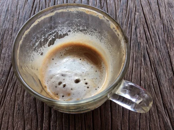 Vuoto Vetro Caffè Espresso Caldo Sul Tavolo Legno — Foto Stock