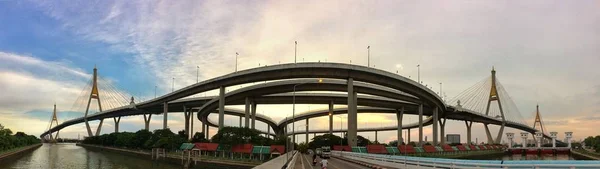 Samut Prakan Thailanda Mai 2018 Bhumibol Bridge Panaloma Apus Soare — Fotografie, imagine de stoc