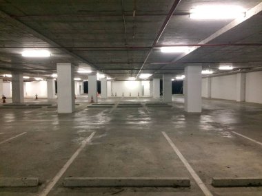 Ayutthaya, Tayland-Kasım 9, 2018: otopark otopark.