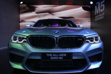 Nonthaburi, Tayland-31 Mart 2018 : Tayland Uluslararası Motor Expo 2018 Bangkok 39.Hediye Boot show Bmw