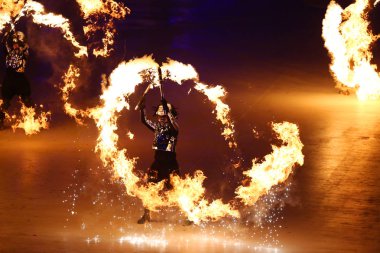 PYEONGCHANG, Güney Kore - 9 Şubat 2018: 2018 Kış Olimpiyatları Açılış Töreni. Olimpiyat Oyunları 2018, PyeongChang Olimpiyat Stadyumu 'nda renkli bir törenle resmen açıldı.