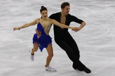 Tarihleri, Güney Kore - 11 Şubat 2018: Ekaterina Bobrova ve Dmitri Soloviev Rusya Olimpiyat sporcu takım olay buz dansı kısa dans 2018 Kış Olimpiyatları'nda gerçekleştirmek