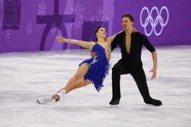Tarihleri, Güney Kore - 11 Şubat 2018: Ekaterina Bobrova ve Dmitri Soloviev Rusya Olimpiyat sporcu takım olay buz dansı kısa dans 2018 Kış Olimpiyatları'nda gerçekleştirmek