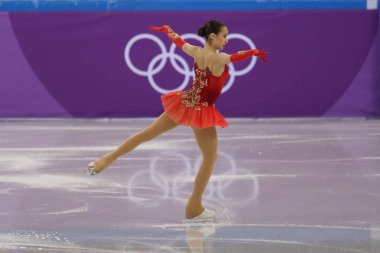 Tarihleri, Güney Kore - 12 Şubat 2018: Olimpiyat Şampiyonu Alina Zagitova Rusya Olimpiyat sporcu içinde takım olay bayanlar tek buz pateni serbest program 2018 Kış Olimpiyatları'nda gerçekleştirir