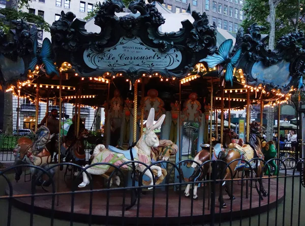 Nueva York Junio 2018 Carousel Bryant Park Midtown Manhattan Carrousel — Foto de Stock