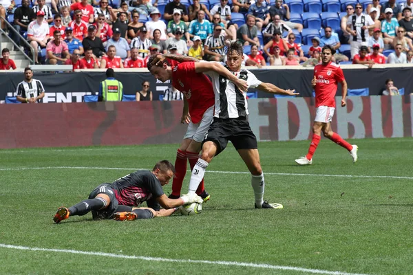 Harrison Lipca 2018 Bramkarz Odisseas Vlachodimos Benfica Zapisuje Podczas Meczu — Zdjęcie stockowe