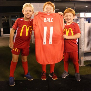 East Rutherford, Nj - 7 Ağustos 2018: Genç futbolcular önce Real Madrid vs Roma 2018 Uluslararası Şampiyonlar Kupası Metlife Stadyumu'nda maç.