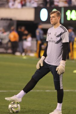 East Rutherford, Nj - 7 Ağustos 2018: Andriy Lunin yeni kaleci Real Madrid Real Madrid vs önce ısınma sırasında Roma 2018 Uluslararası Şampiyonlar Kupası Metlife Stadyumu'nda maç. Real Madrid 2-1 kazandı