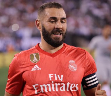 East Rutherford, Nj - 7 Ağustos 2018: Metlife Stadı'nda maç forvet Karim Benzema karşı Roma 2018 Uluslararası Şampiyonlar Kupası'nda Real Madrid # 9. Real Madrid 2-1 kazandı