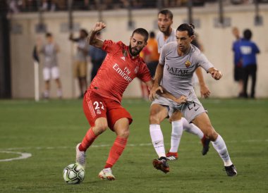 East Rutherford, Nj - 7 Ağustos 2018: Orta saha oyuncusu Çifleşme, Real Madrid #22 2018 Uluslararası Şampiyonlar Kupası sırasında eylem aynı Roma Metlife Stadyumu'nda karşı. Real Madrid 2-1 kazandı