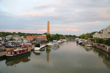Fairport, New York - 21 Temmuz 2018: Fairport, şehir dışında New York kanalda Erie boyunca demirledi tekne
