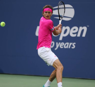 New York - 21 Ağustos 2018: Profesyonel tenis oyuncusu Alexander Zverev Almanya'nın pratik 2018 bize açık Billie Jean King Ulusal Tenis Merkezi