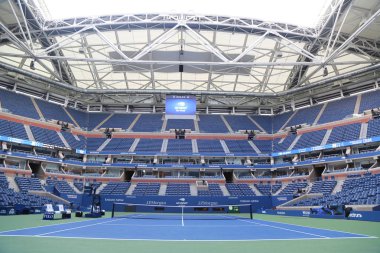 New York - 21 Ağustos 2018: Arthur Ashe Stadyumu 2018 US Open Billie Jean King Ulusal Tenis Merkezi Flushing, New York için hazır