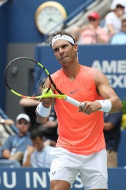 New York - 2 Eylül 2018: 17-zaman Grand Slam şampiyonu İspanya Rafael Nadal Billie Jean King Ulusal tenis merkezi 16 maç sırasında onun 2018 bize açık başında