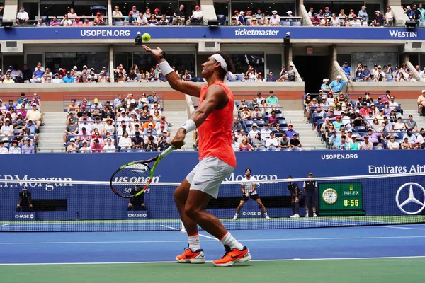 New York - 2 Eylül 2018: 17-zaman Grand Slam şampiyonu İspanya Rafael Nadal Billie Jean King Ulusal tenis merkezi 16 maç sırasında onun 2018 bize açık başında
